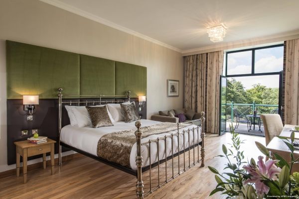 Hotel The Vale Resort (Cardiff)